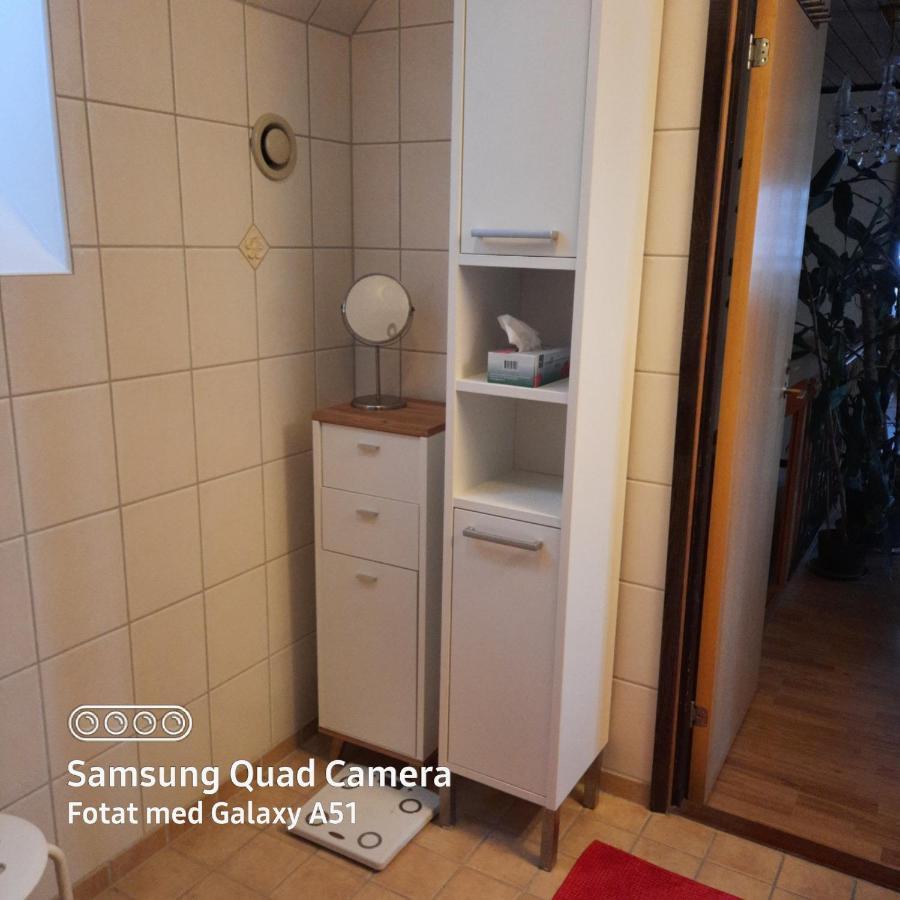 Naturnaera Dubbelrum B&B I Uppsala Ramstalund Esterno foto